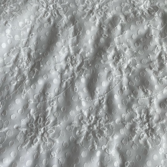 NWOT Super cute Loft blouse with puff sleeves! - Picture 7 of 10